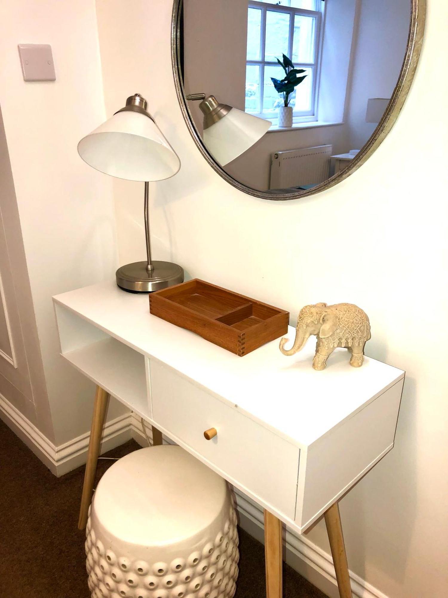Superbly Located 2 Bedroom Luxury Apartment Bath Eksteriør billede